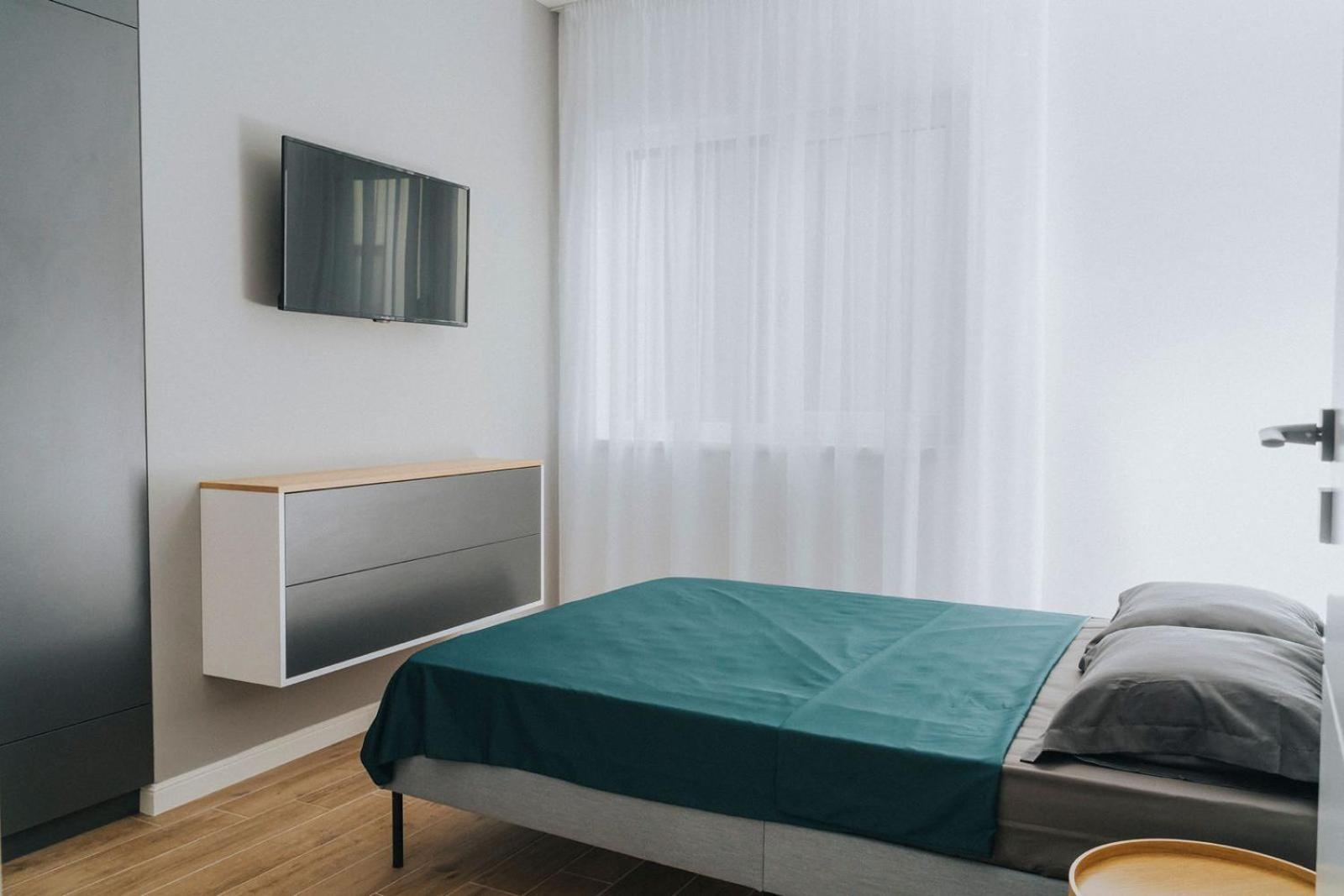 Charlotte Piata Unirii - Free Private Parking 2Bedrooms Apartment Oradea Exterior foto